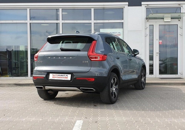 Volvo XC 40 cena 119900 przebieg: 81595, rok produkcji 2019 z Knurów małe 232